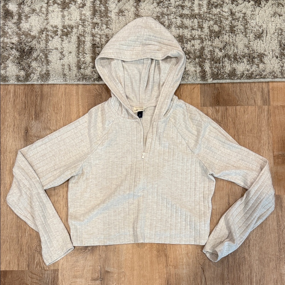 Universal Thread Women's Light Gray Hooded Sweatshirt